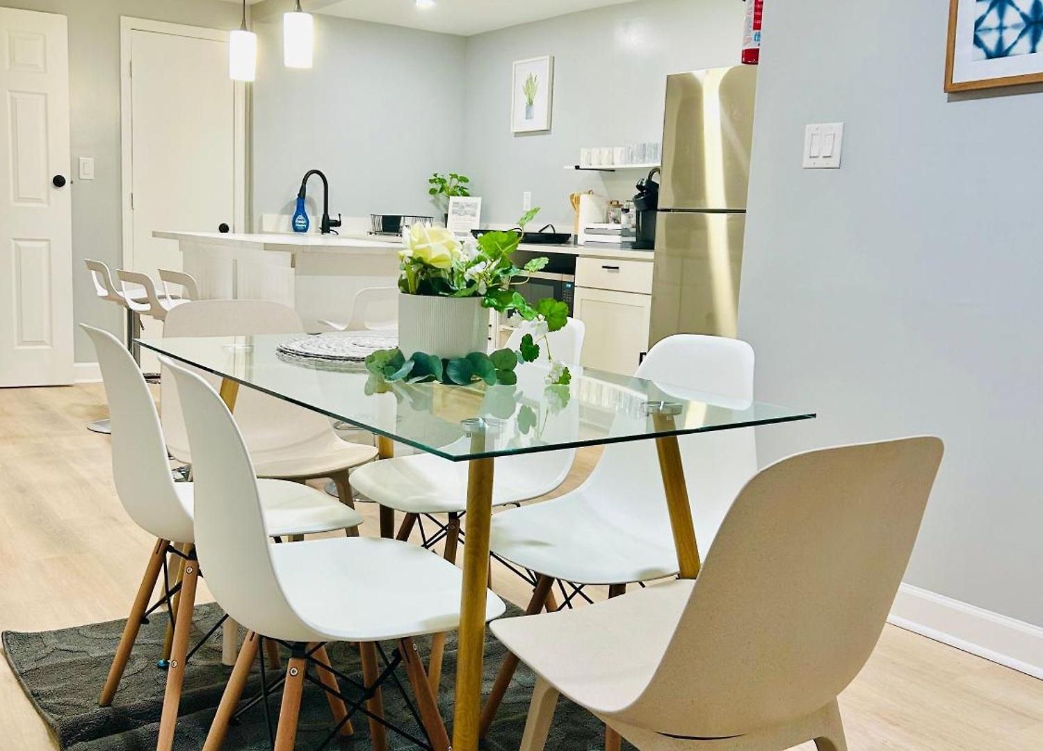 Holiday home Comfy Spacious Lower Lvl Near Uptown, Noda & Unc *