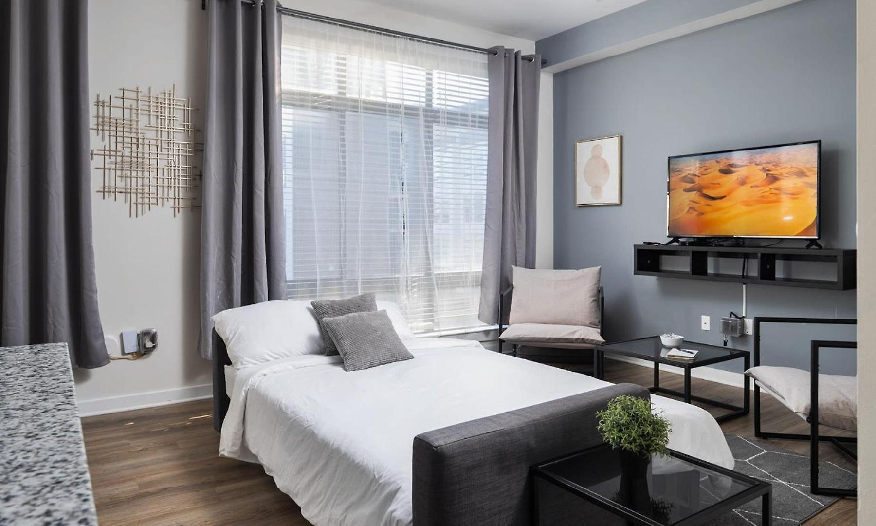 Apartment Spacious 2bd With Private Balcony And Free Parking