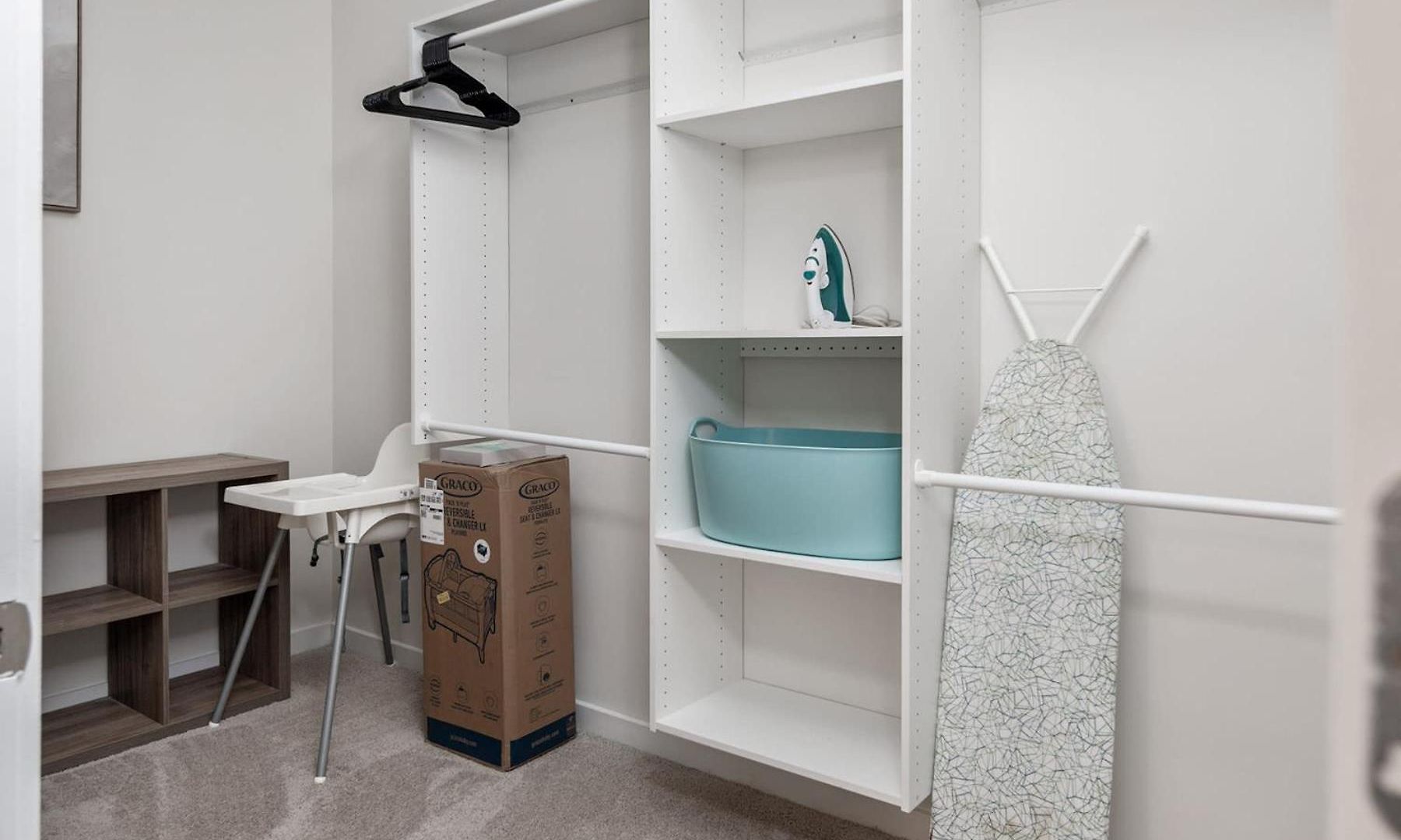 Spacious 2bd With Private Balcony And Free Parking