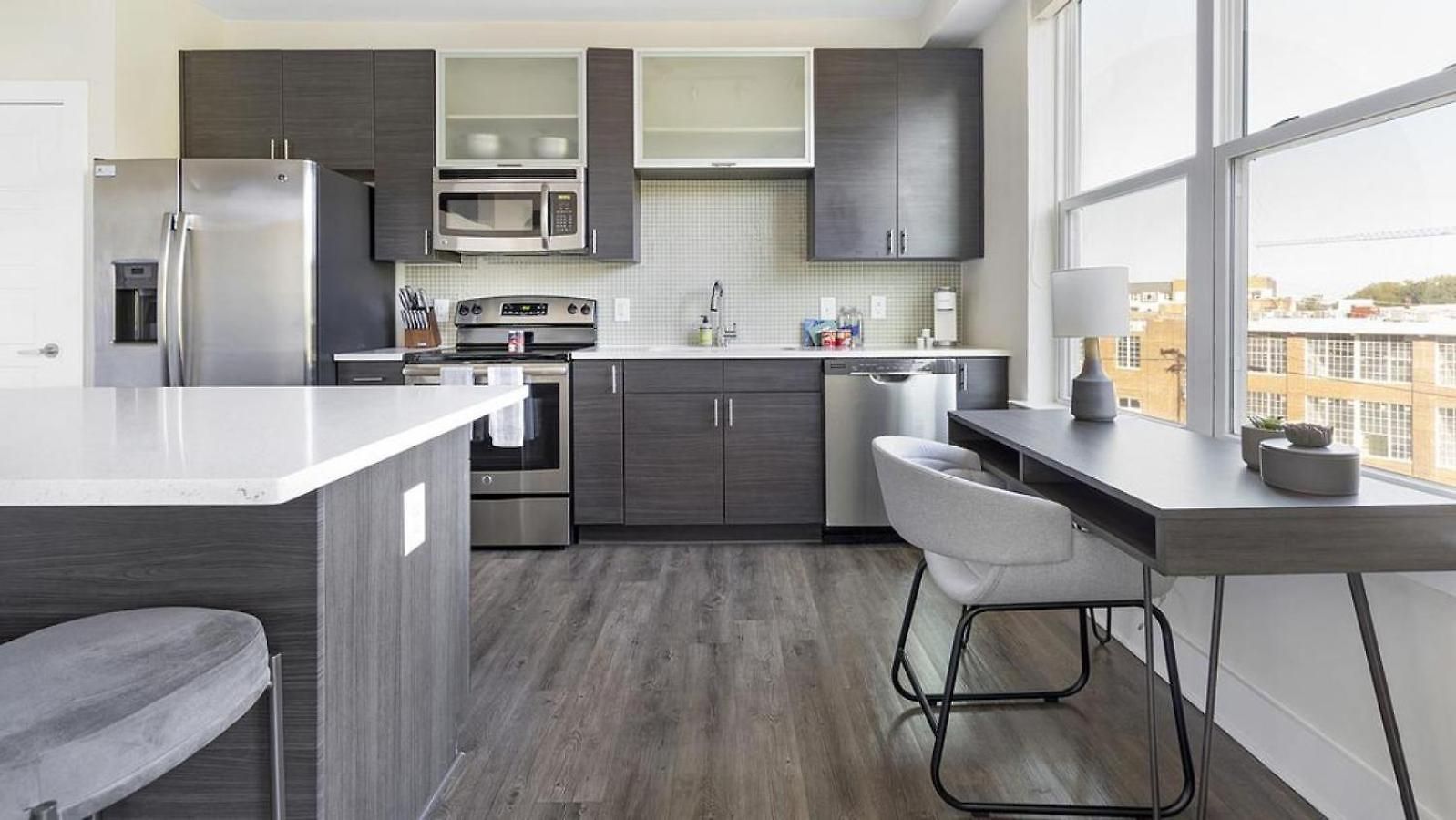 Landing - Modern With Amazing Amenities Apartment *