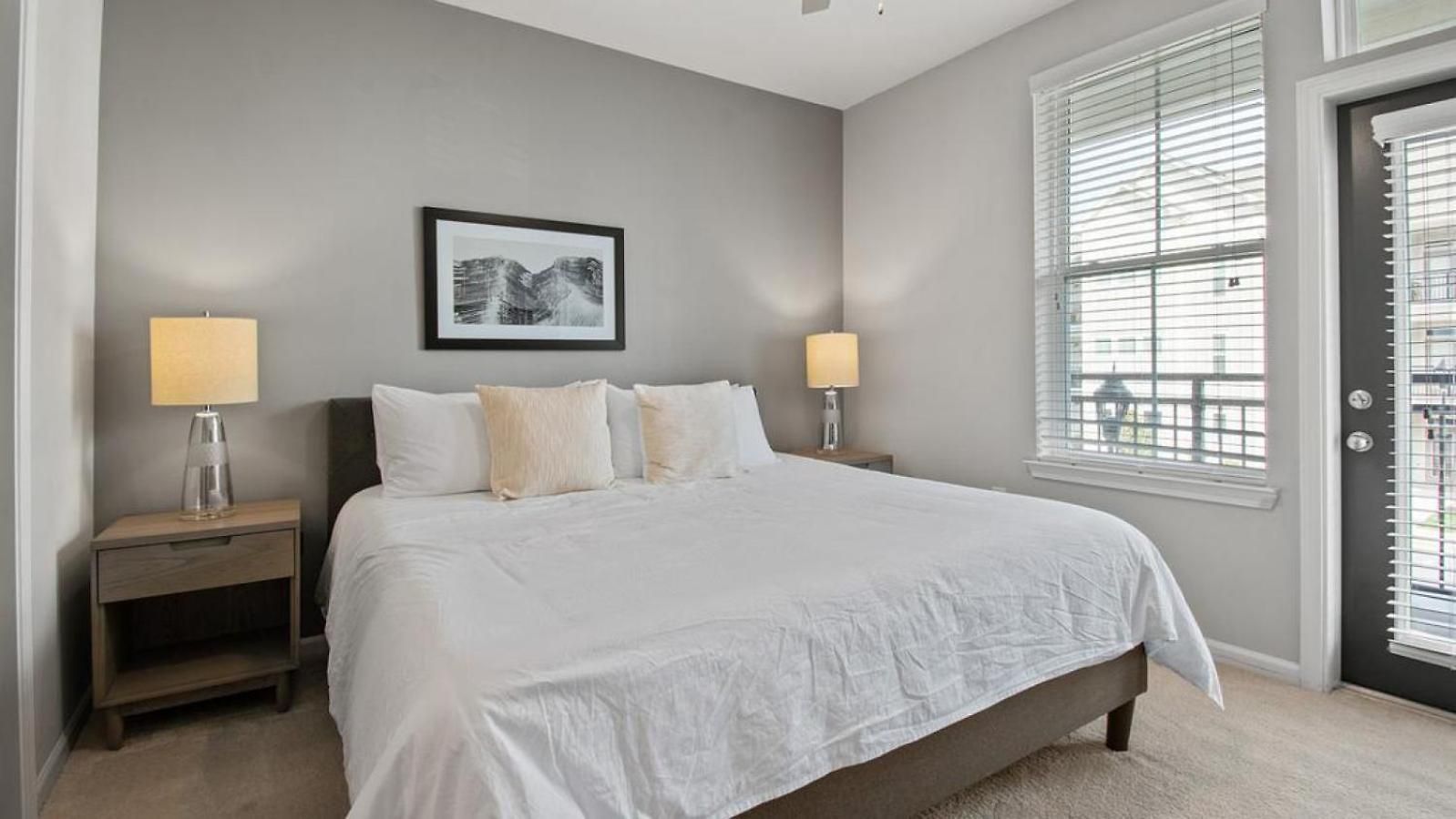 Landing - Modern With Amazing Amenities *
