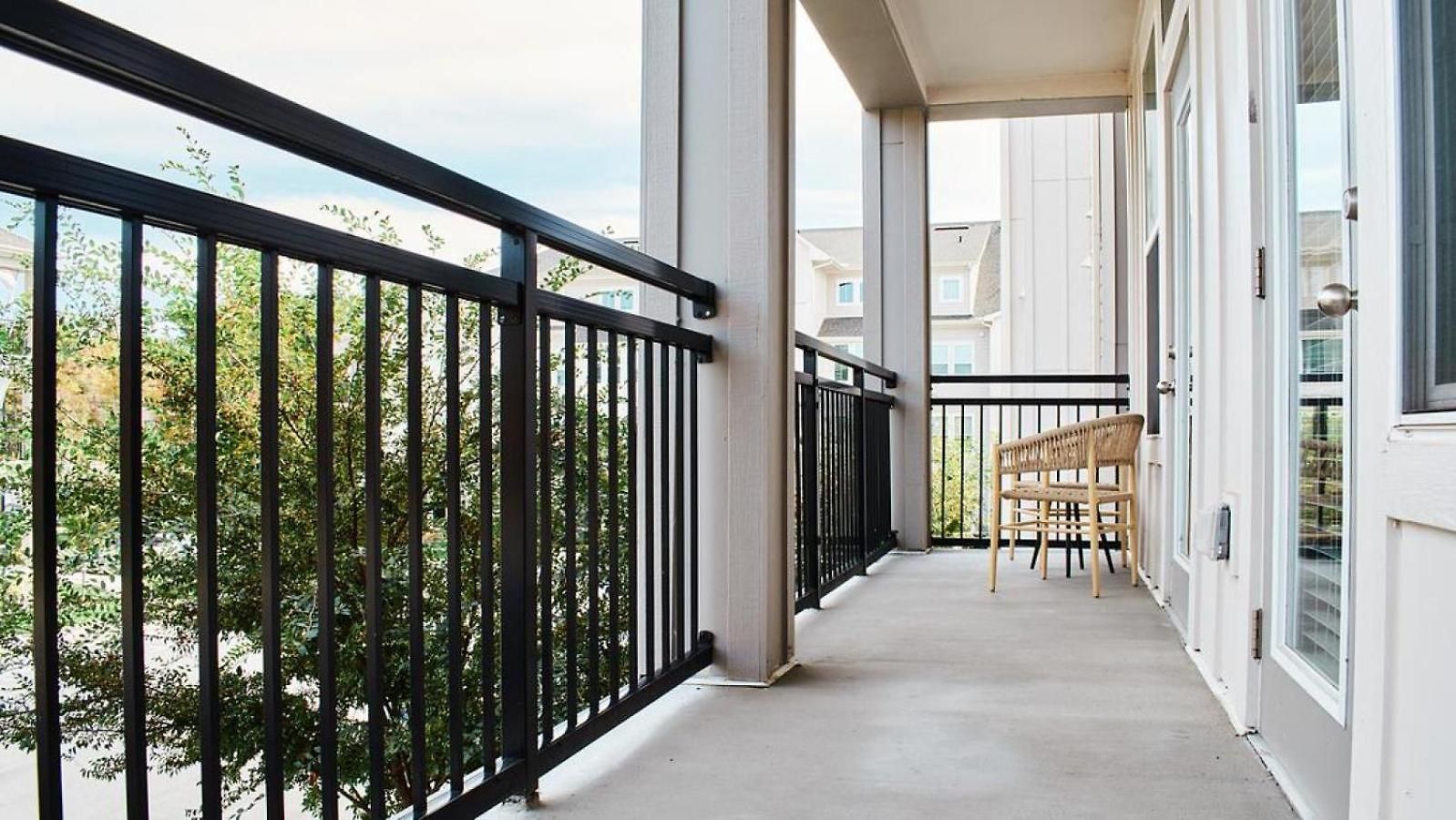 Landing - Modern With Amazing Amenities Apartment *