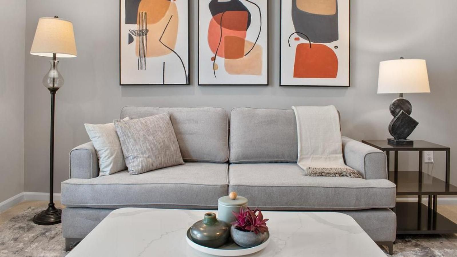 Landing - Modern With Amazing Amenities Charlotte