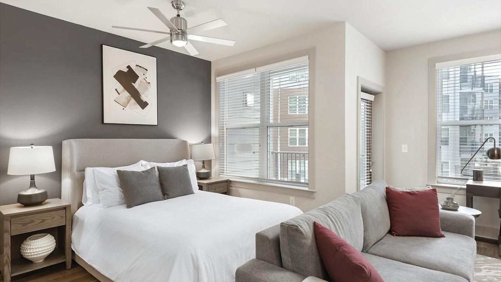 Landing - Modern With Amazing Amenities Apartment