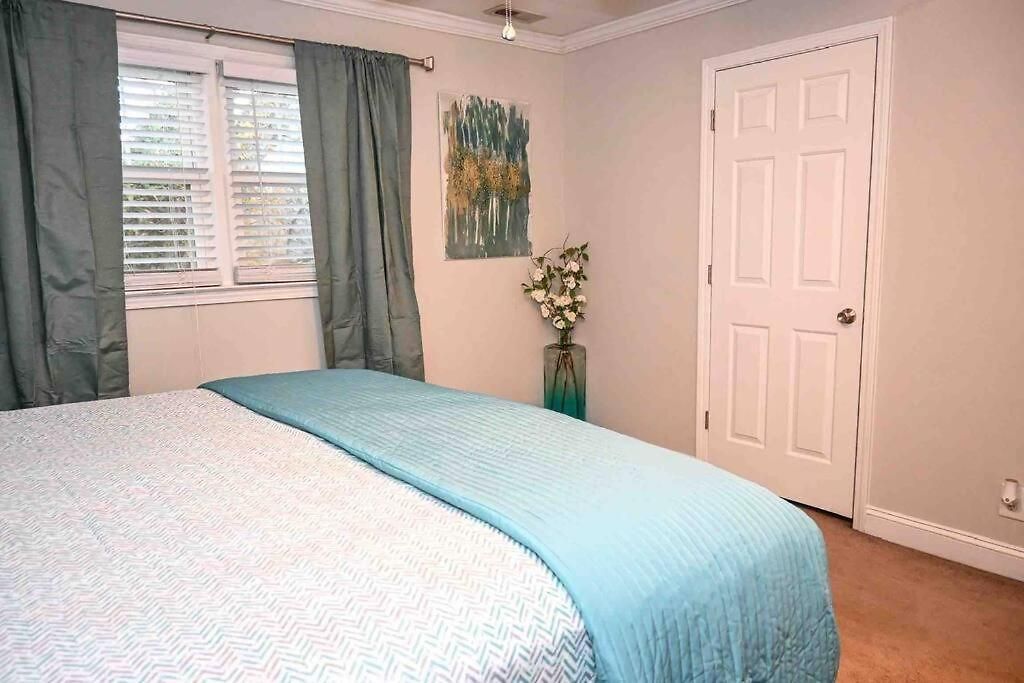 Apartment Cozy - 2 Bedroom Townhome Getaway - Plaza Midwood *