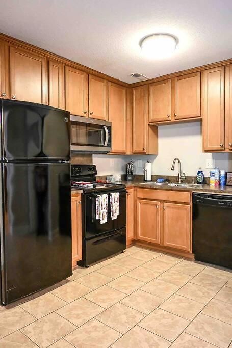 Apartment Cozy - 2 Bedroom Townhome Getaway - Plaza Midwood