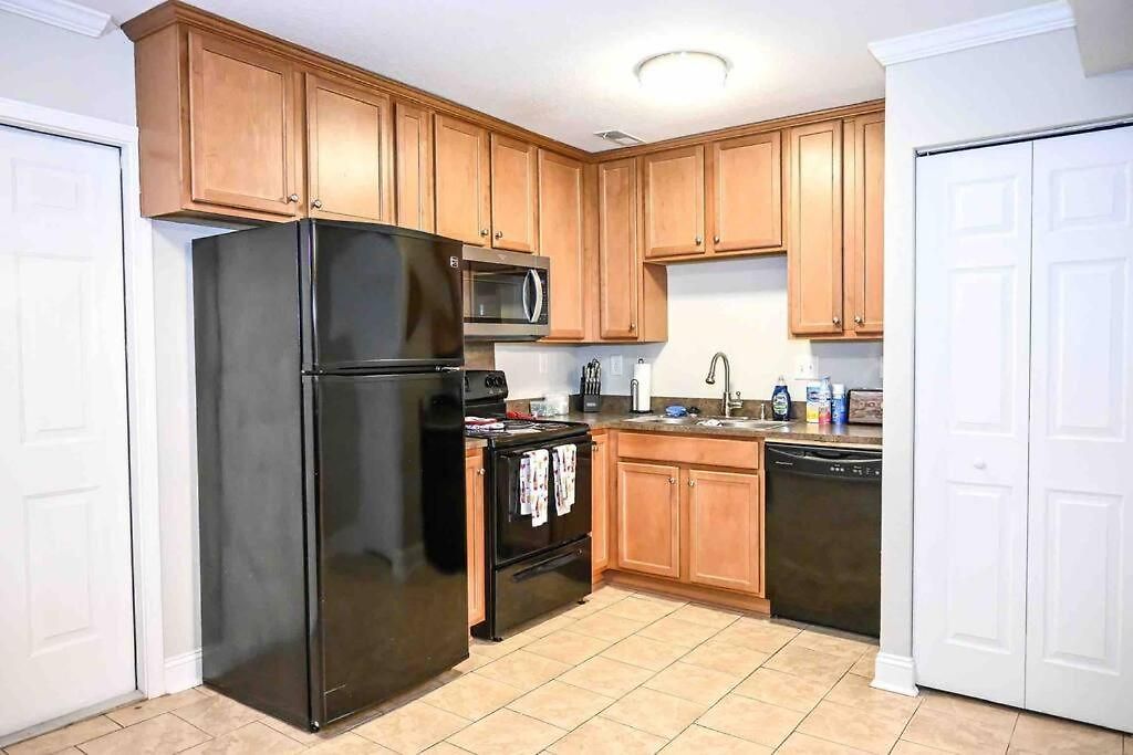 Cozy - 2 Bedroom Townhome Getaway - Plaza Midwood Charlotte
