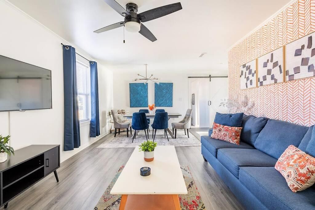 Holiday home 4 Bedroom - 5 Min To Uptown