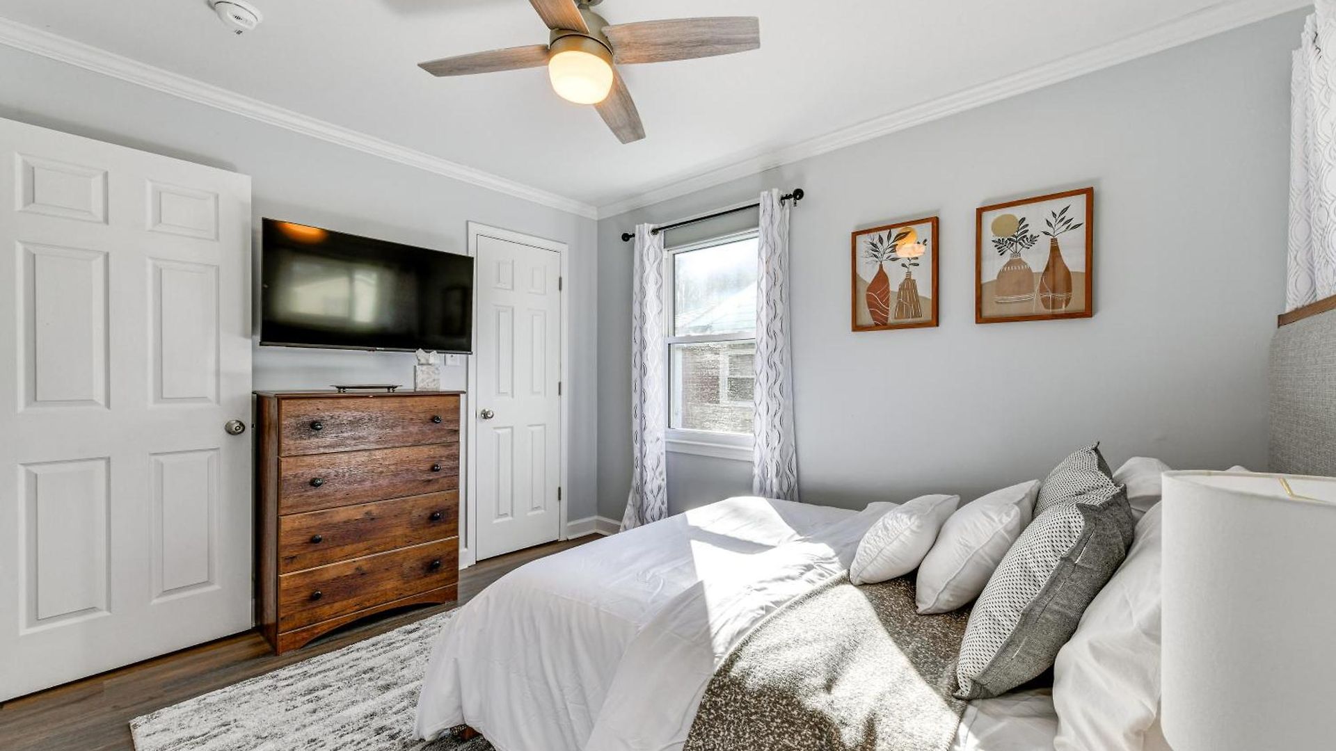 Holiday home Newly Updated ~ 3 Mi To Downtown Charlotte! Charlotte