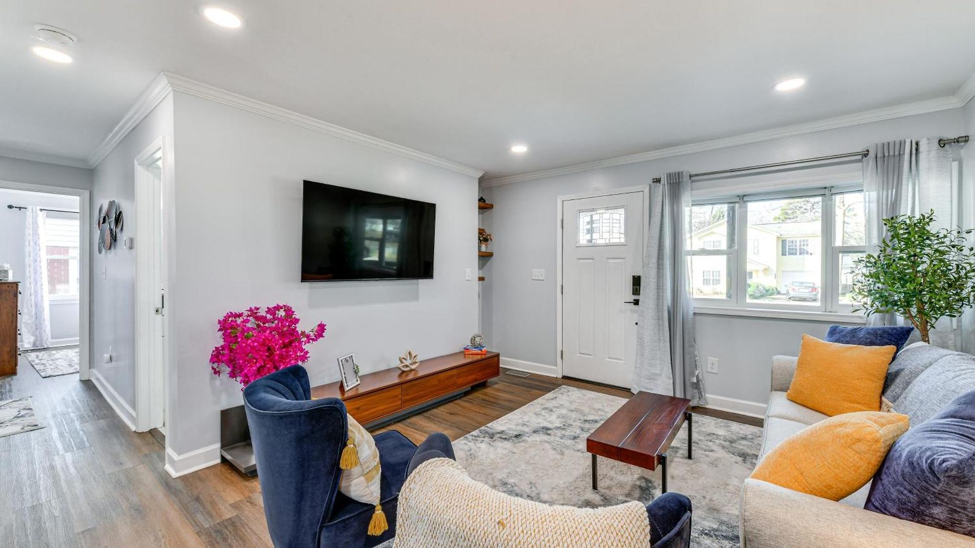 Holiday home Newly Updated ~ 3 Mi To Downtown Charlotte!