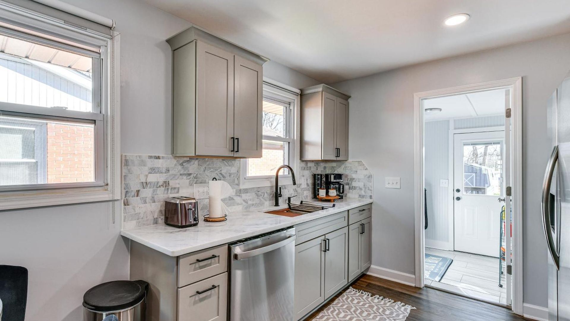 Newly Updated ~ 3 Mi To Downtown Charlotte!