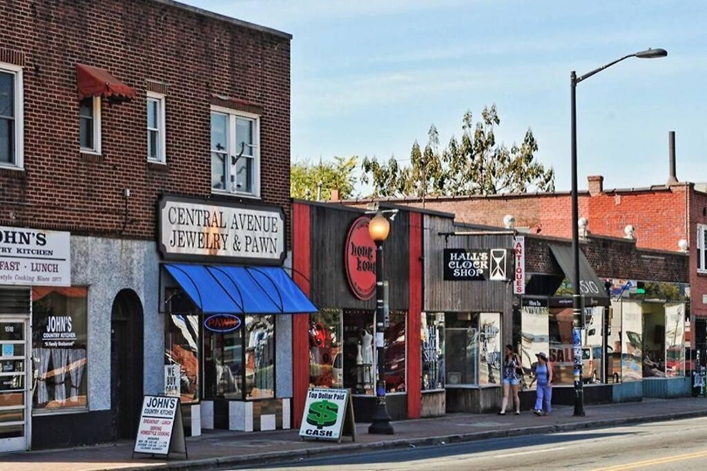 Walking Distance To Restaurants Bars And Breweries Charlotte