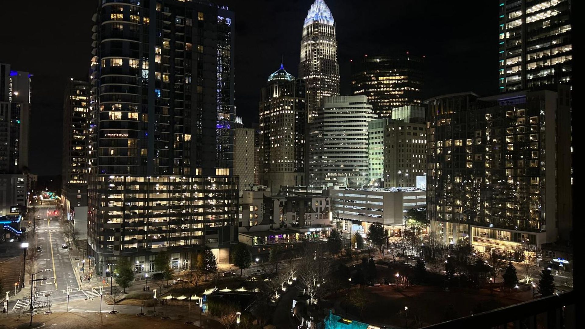 Luxury With Private Balcony And Amazing Views Apartment