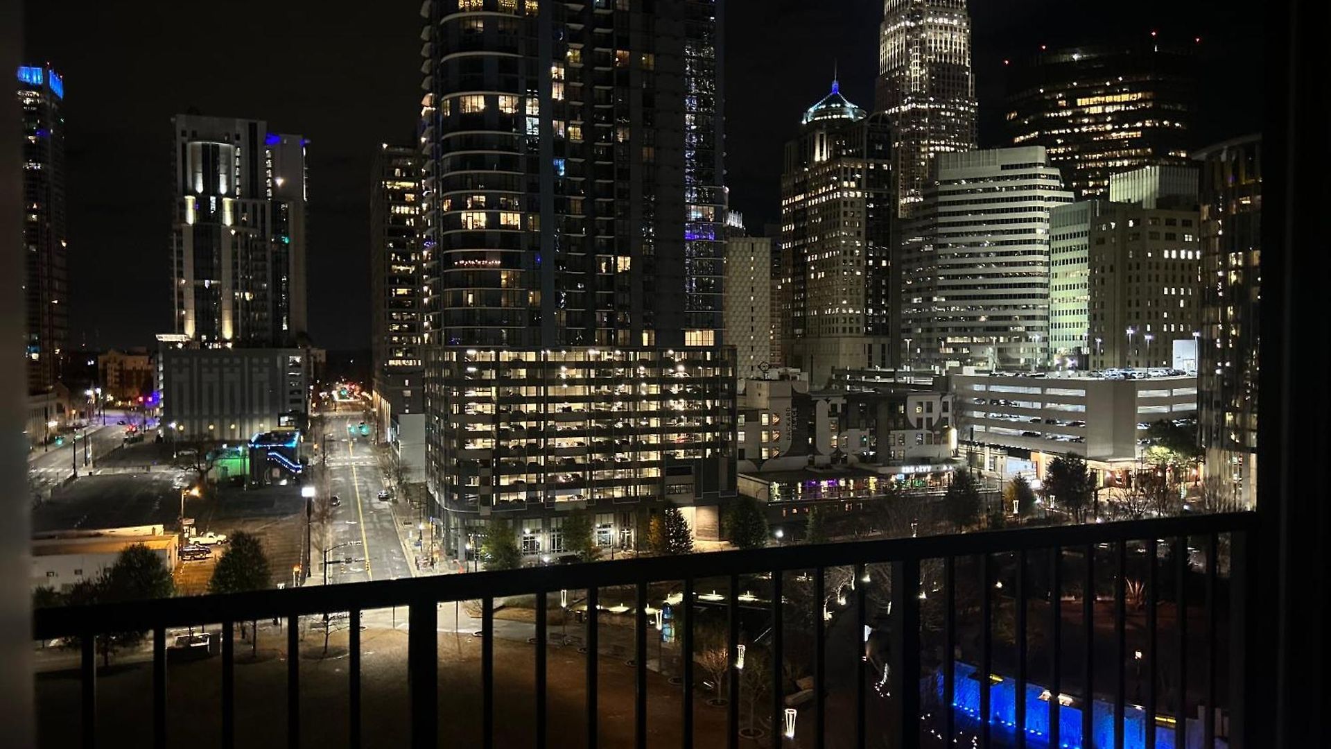 Luxury With Private Balcony And Amazing Views *