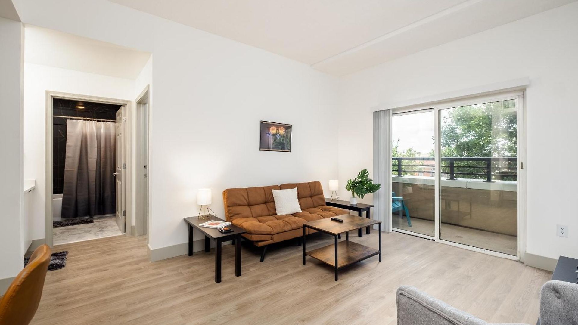 Apartment Cityscape Flat- 3br Luxury In Uptown