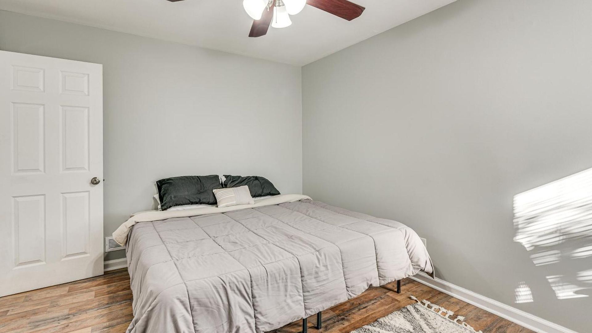 Updated W/ Yard ~ 3 Mi To Uptown! Charlotte