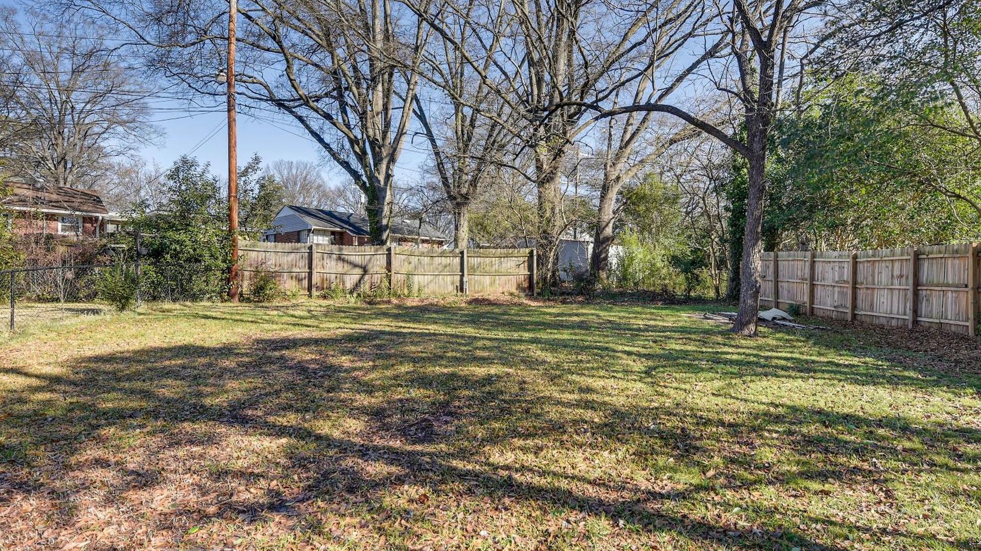 Updated W/ Yard ~ 3 Mi To Uptown!