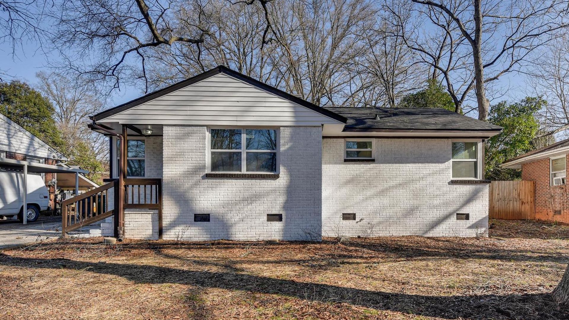 Updated W/ Yard ~ 3 Mi To Uptown! Charlotte