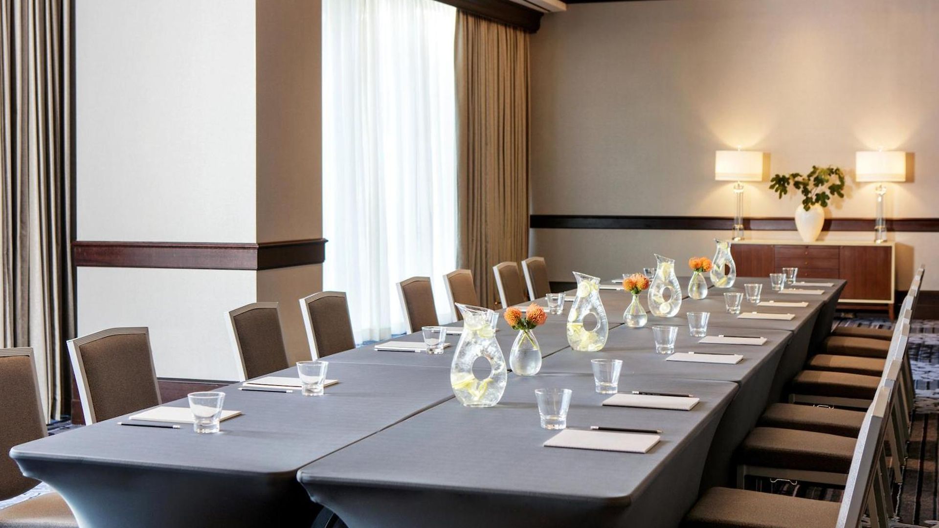 Kimpton Tryon Park By Ihg Hotel Charlotte