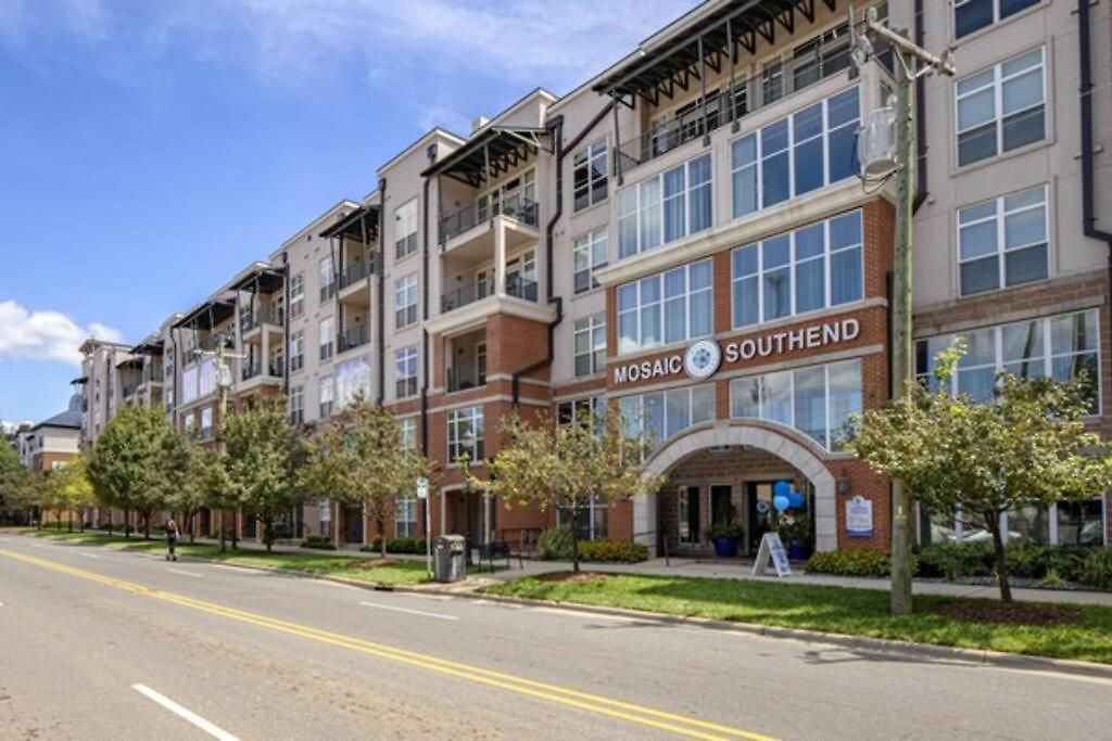 Apartment League Flats South End On South College Street