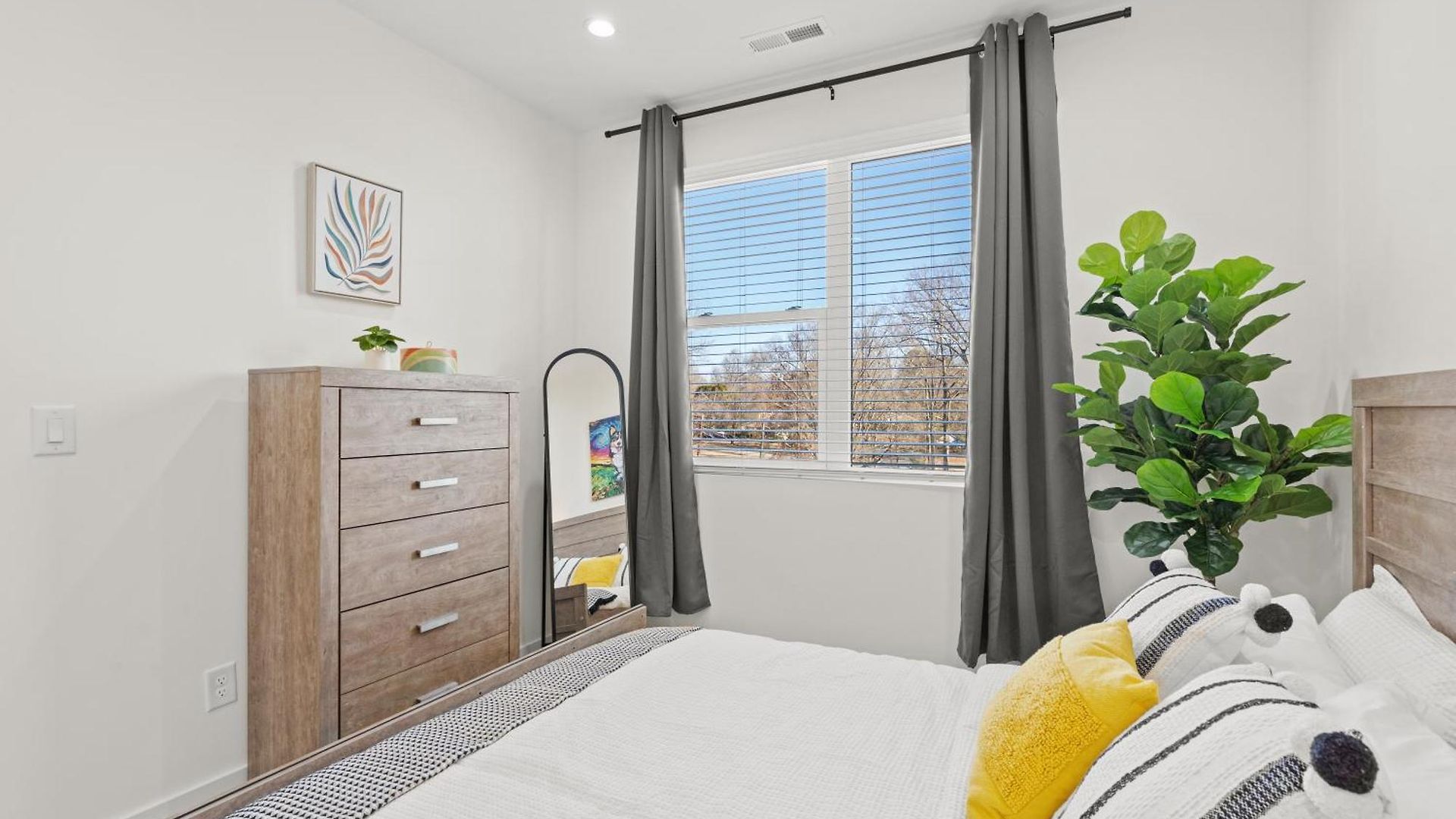 Stylish Modern 3br 3,5ba Townhouse In