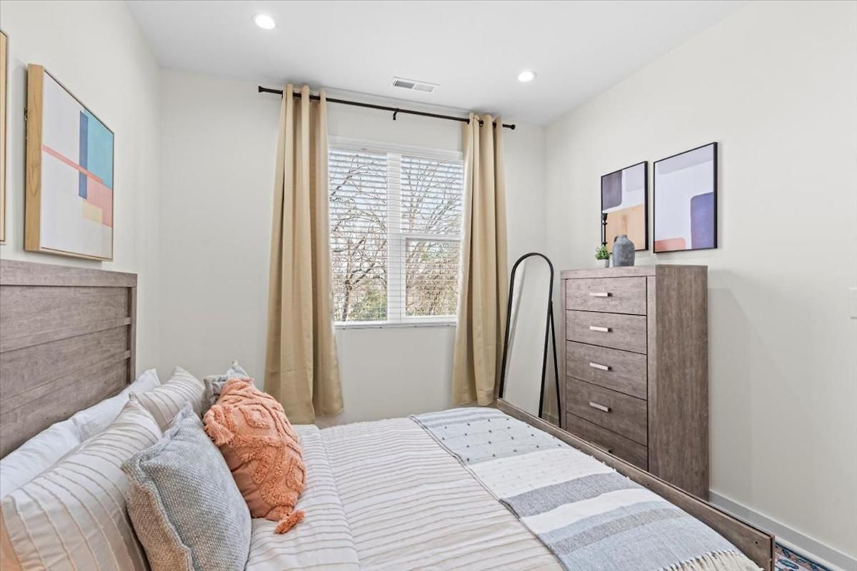 Apartment Elegant 3br3.5ba Modern Townhouse *