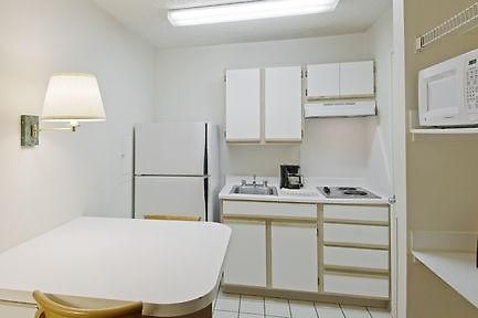 Extended America - - Airport Hotel