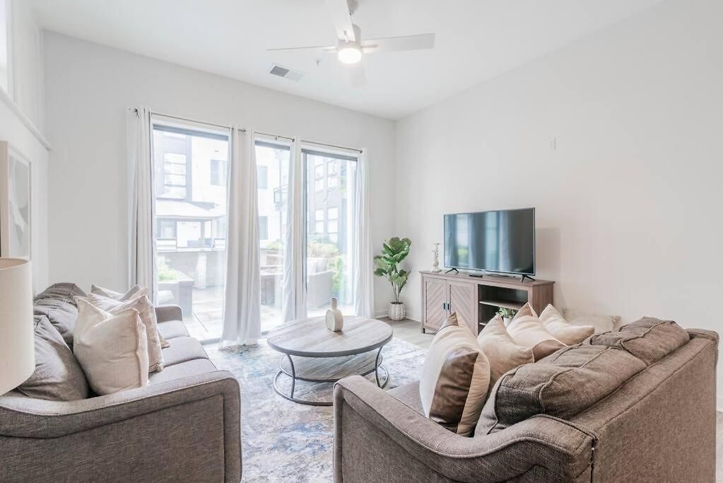 Apartment Charming Cozy With Wi-fi & Free Parking Charlotte