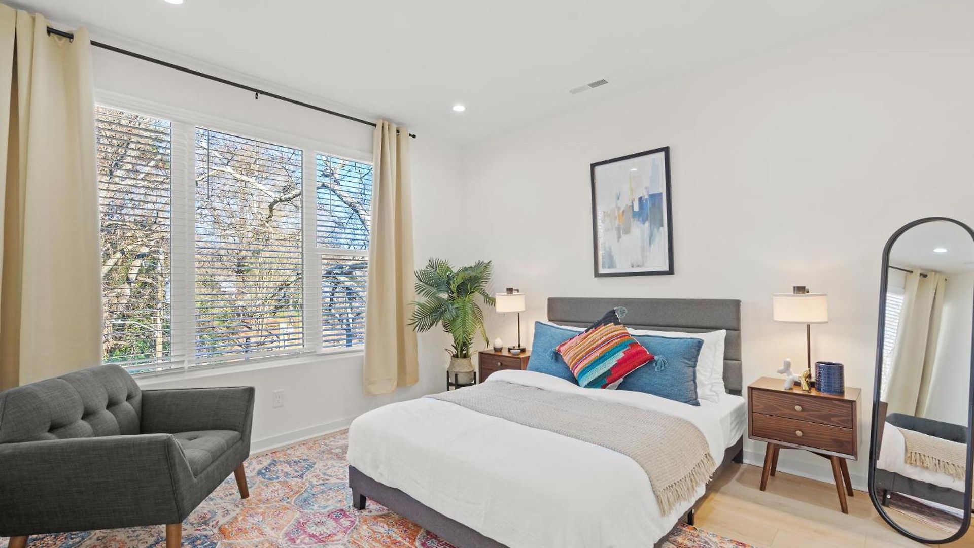 Stylish Modern 3br 3,5ba Townhouse In