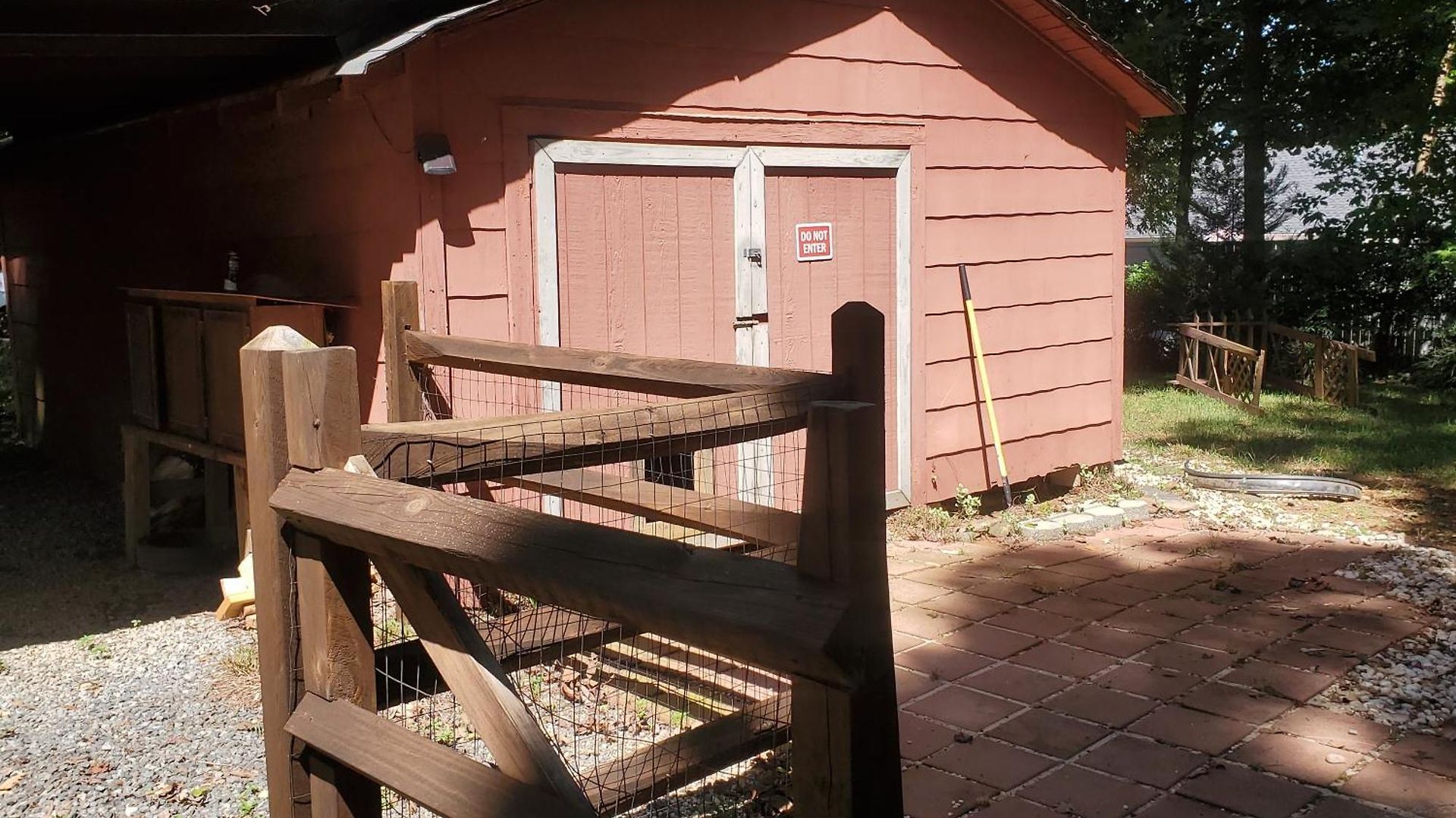 Private Single Level Standalone House Large Lot - 3 Bedrooms Holiday home