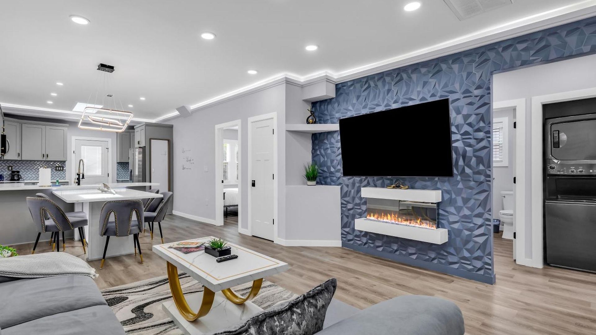 Spacious 3br House In Holiday home Charlotte