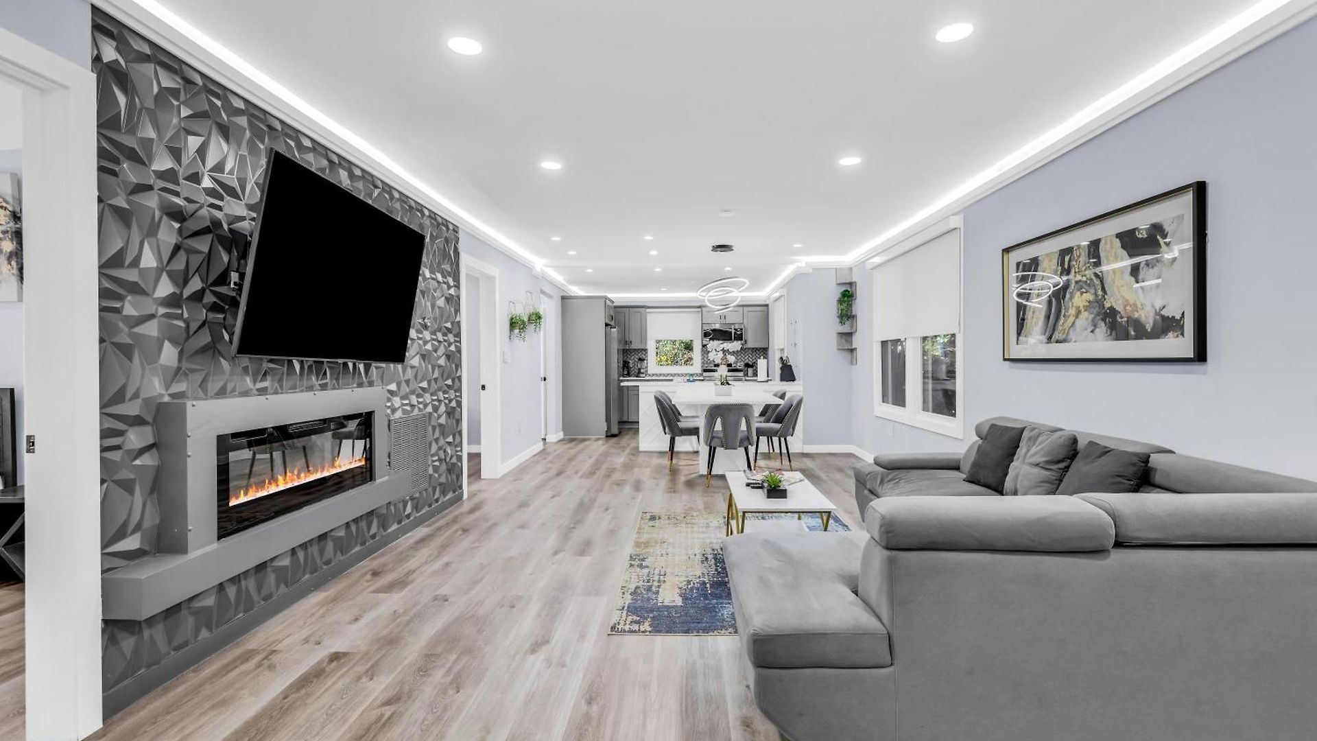 Luxury 3br House In *