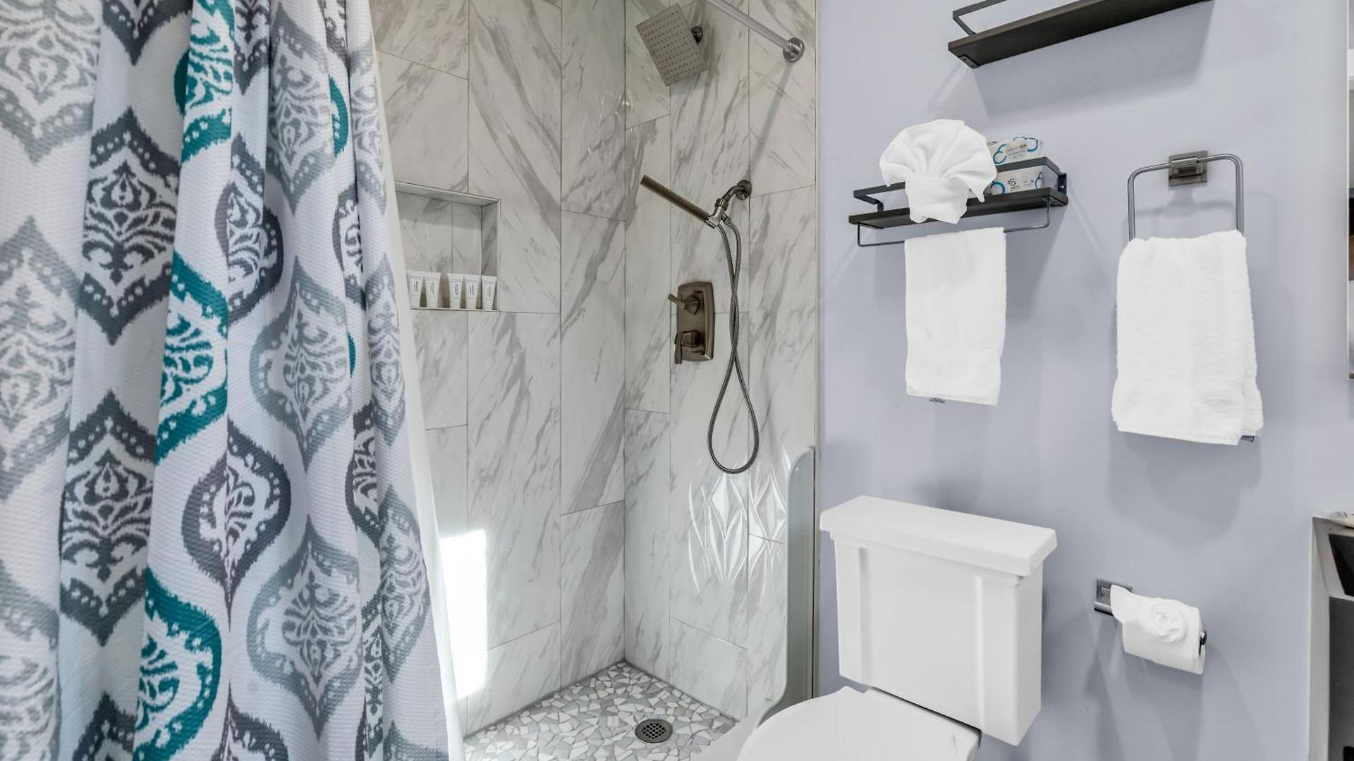 Holiday home Luxury 3br House In *