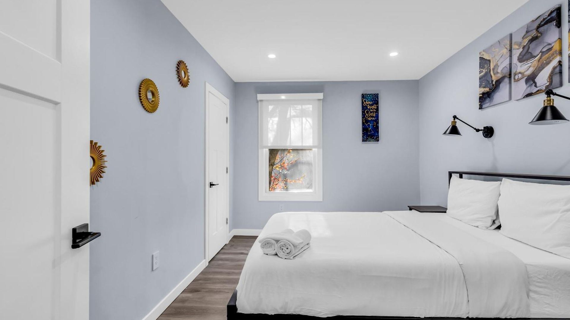 Holiday home Luxury 3br House In Charlotte