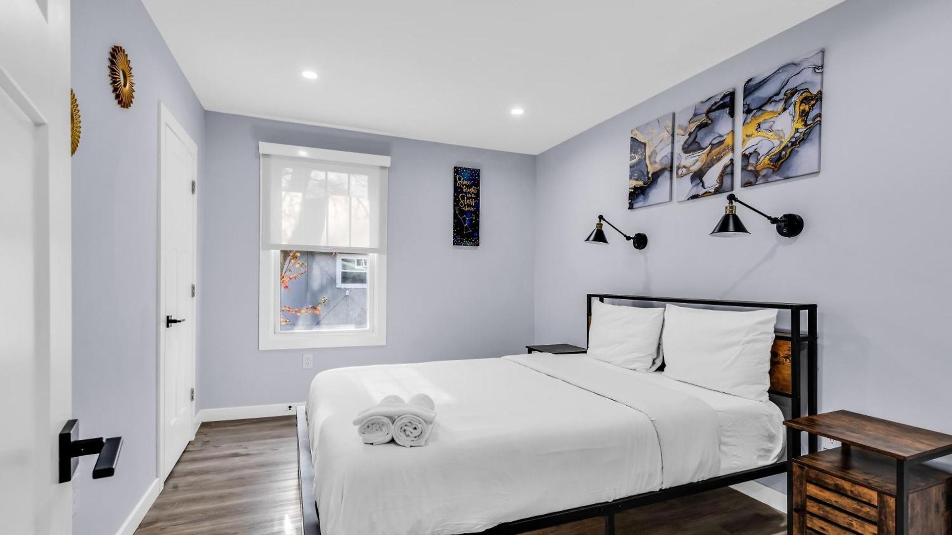 Holiday home Luxury 3br House In *