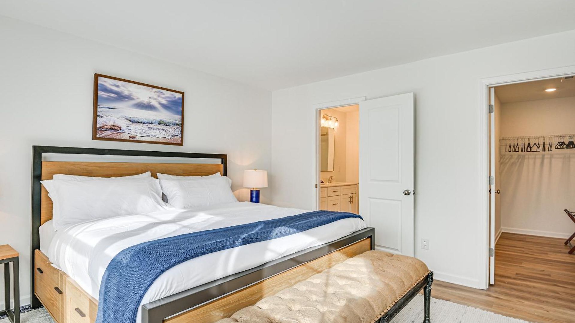 Charming Townhome: 6 Mi To Downtown!