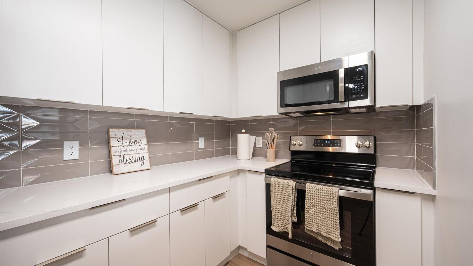 Classy Uptown Darling Apartment