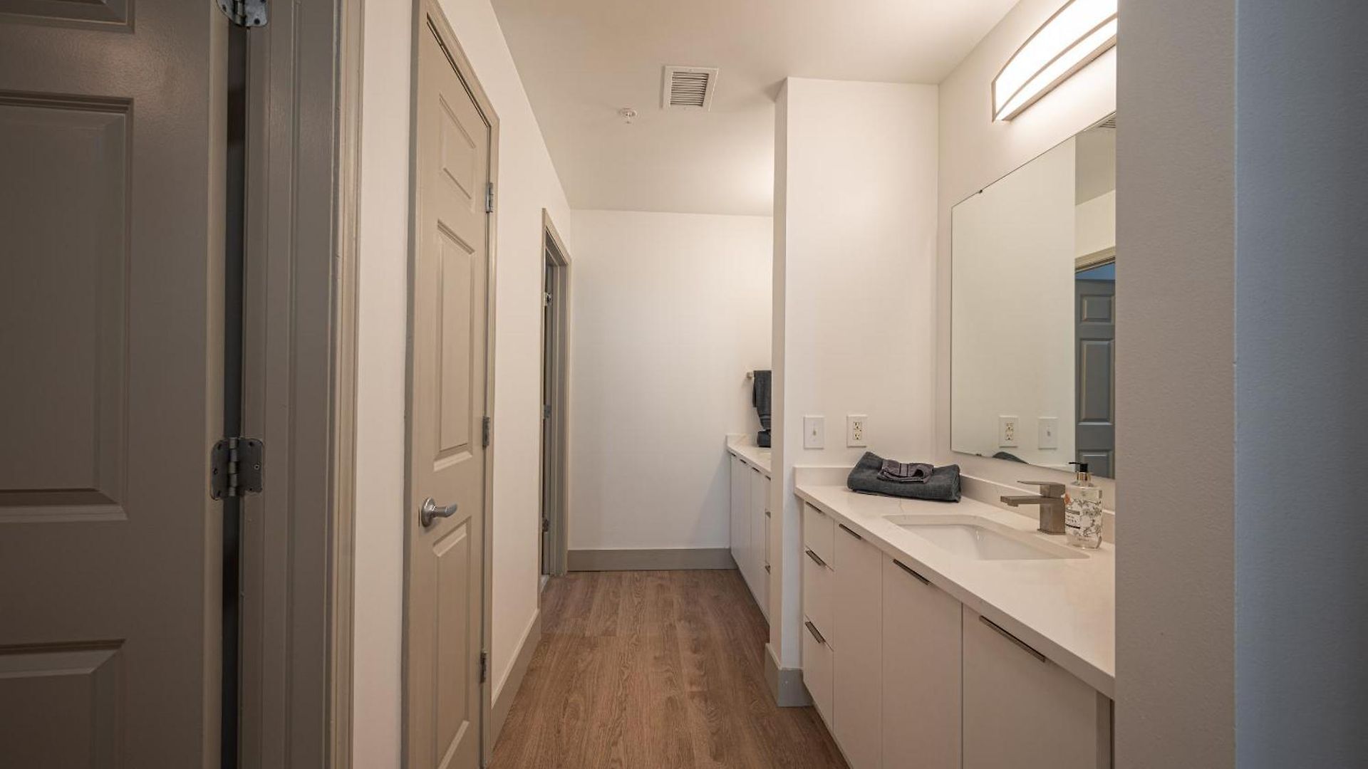 Apartment Classy Uptown Darling Charlotte