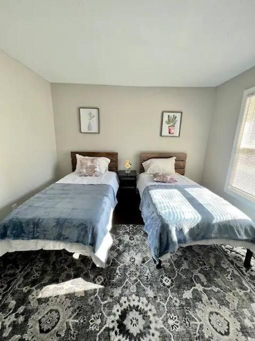 Gated 2br I 5 Min Uptown Apartment Charlotte