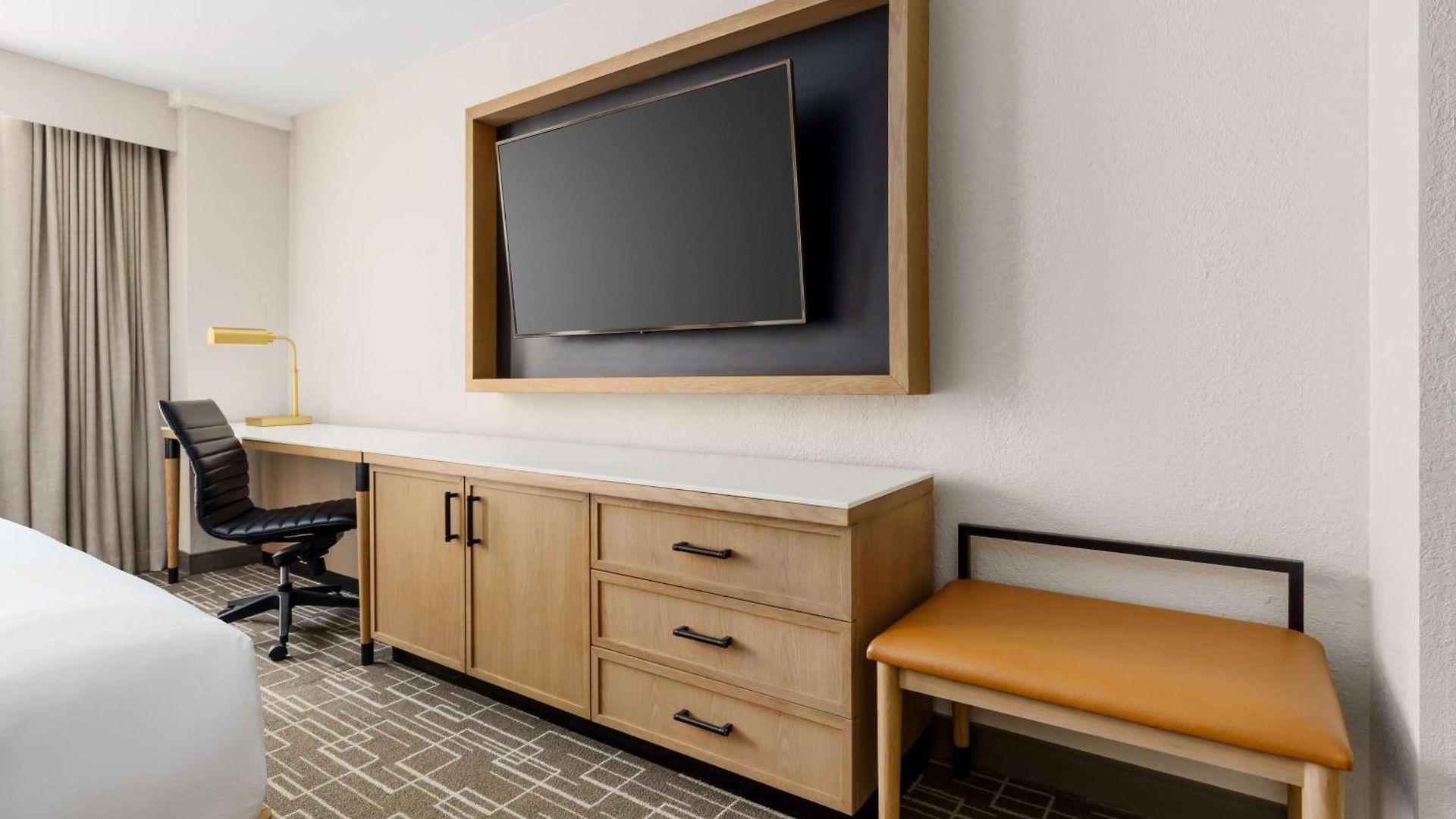 Doubletree By Hilton Center Charlotte