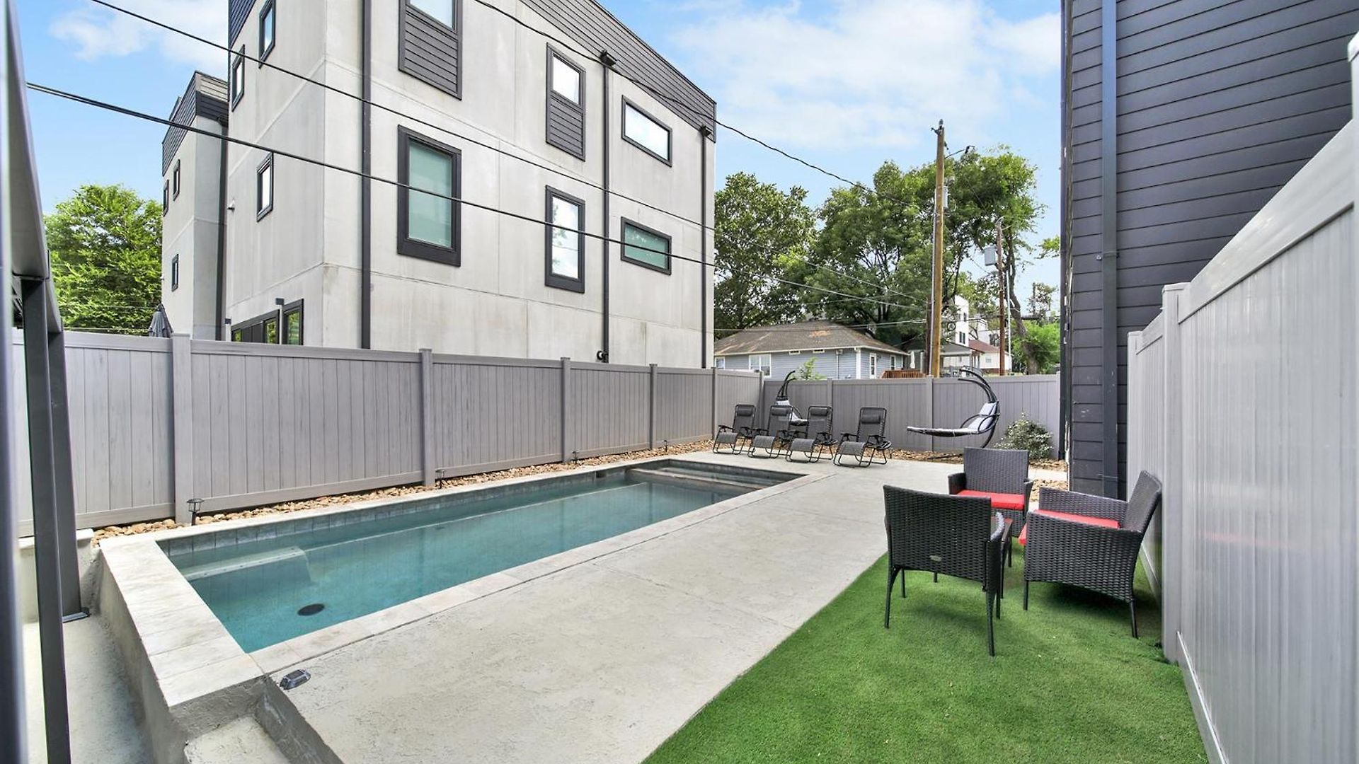 406 Katonah Amazing Location Rooftop Patio Views And A Gym * Charlotte