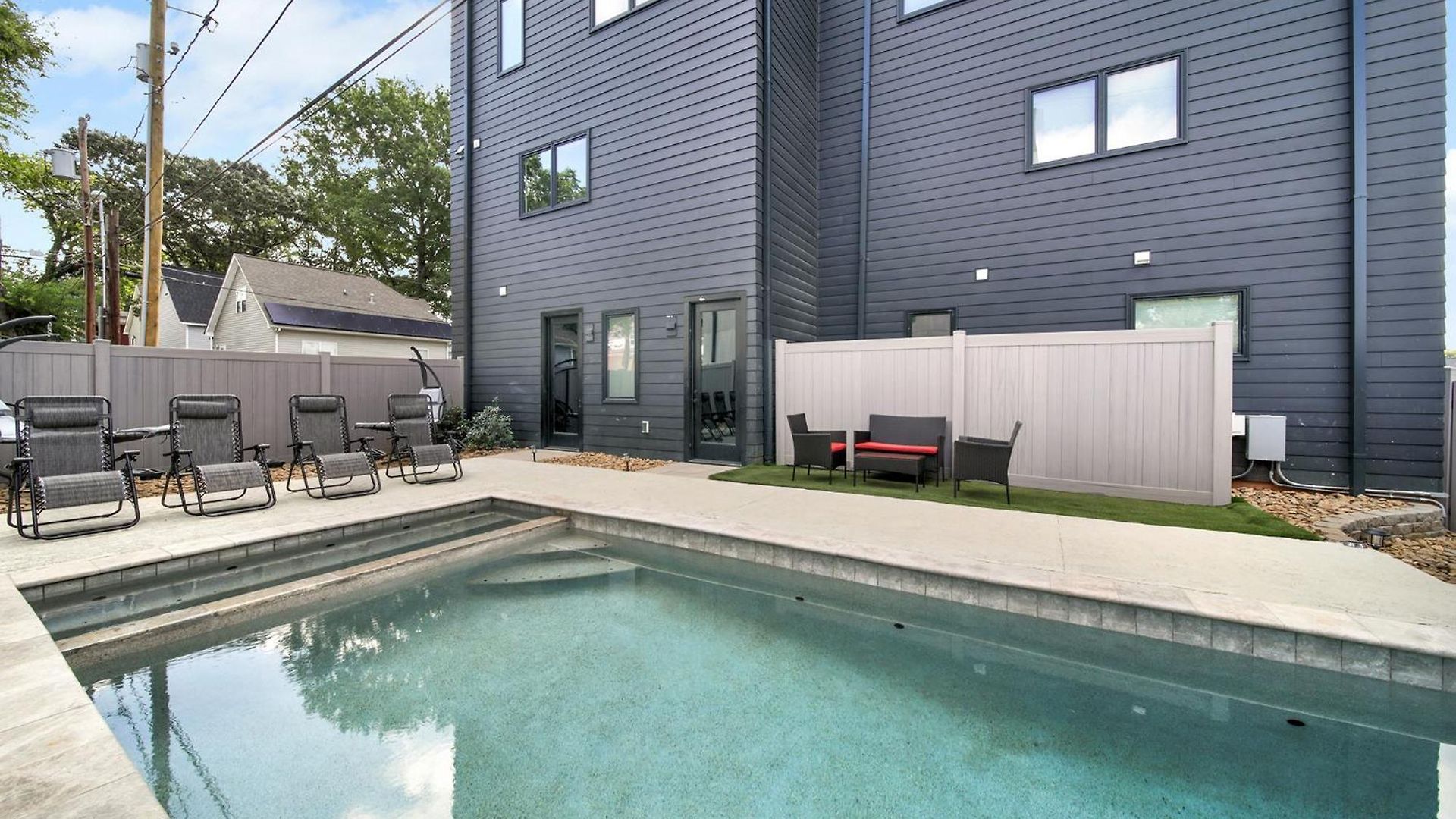 406 Katonah Amazing Location Rooftop Patio Views And A Gym Holiday home *