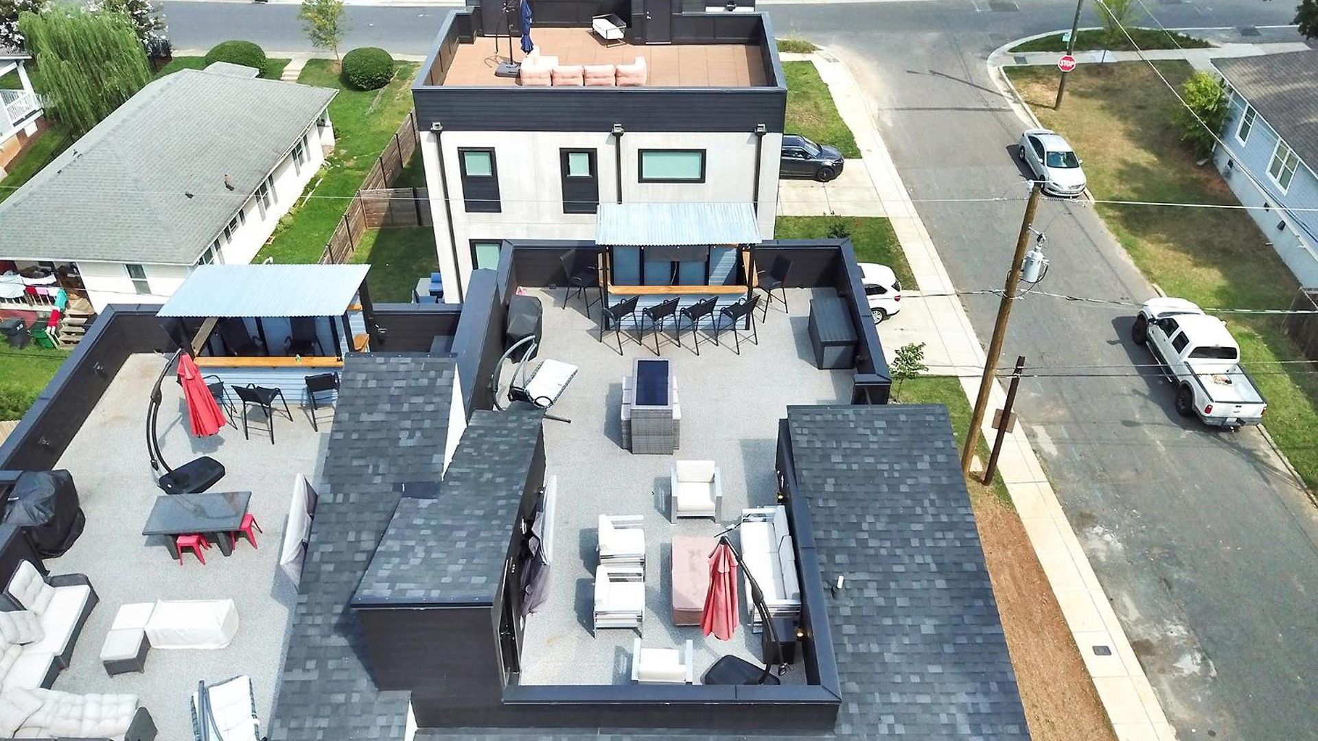 406 Katonah Amazing Location Rooftop Patio Views And A Gym Holiday home