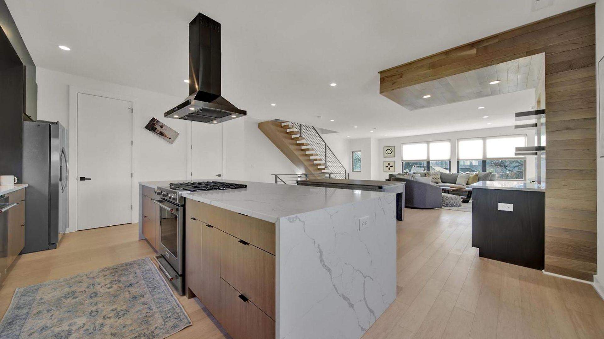 Holiday home 406 Katonah Amazing Location Rooftop Patio Views And A Gym *