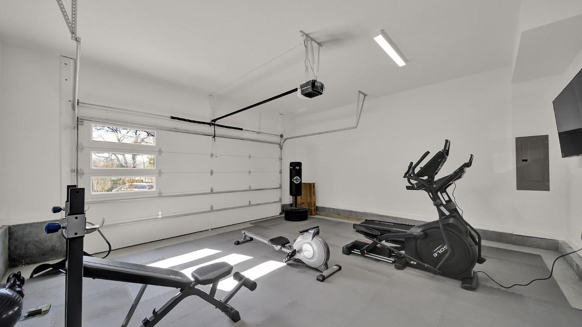 406 Katonah Amazing Location Rooftop Patio Views And A Gym Holiday home