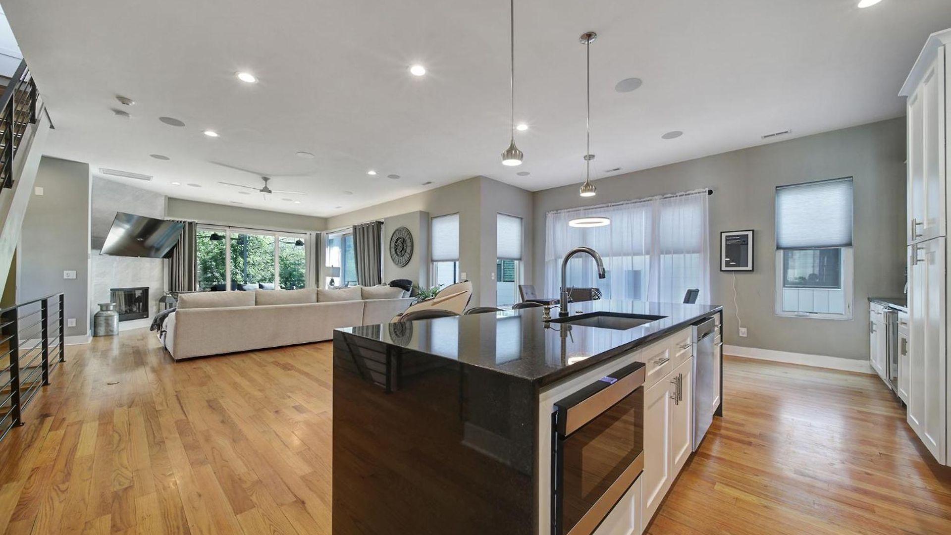906 Westbrook B Views Rooftop Hot Tub And Short Walk To Stadium Holiday home Charlotte