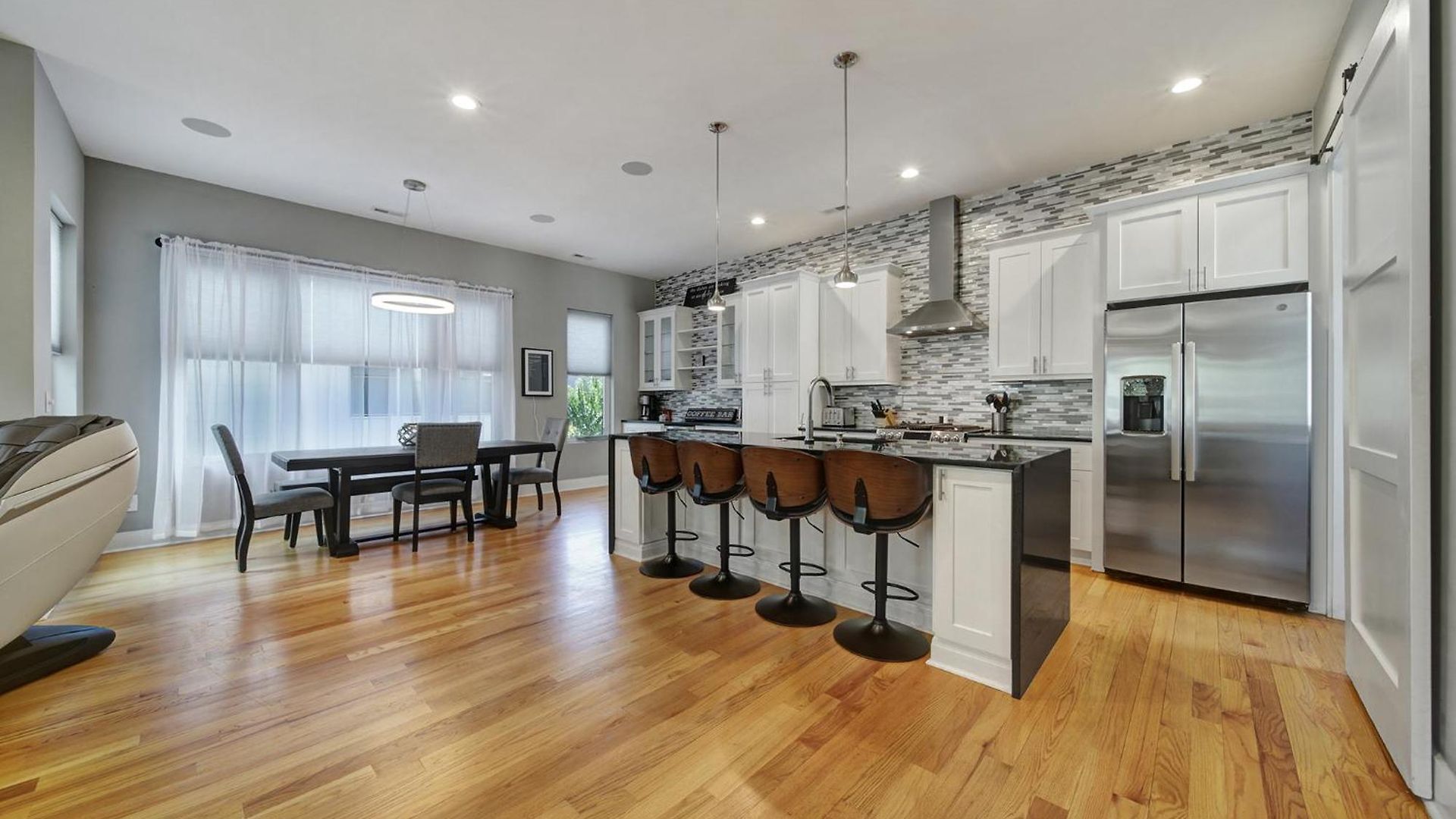 906 Westbrook B Views Rooftop Hot Tub And Short Walk To Stadium Holiday home