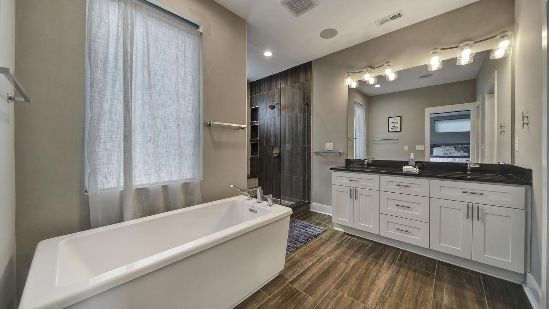 906 Westbrook B Views Rooftop Hot Tub And Short Walk To Stadium *