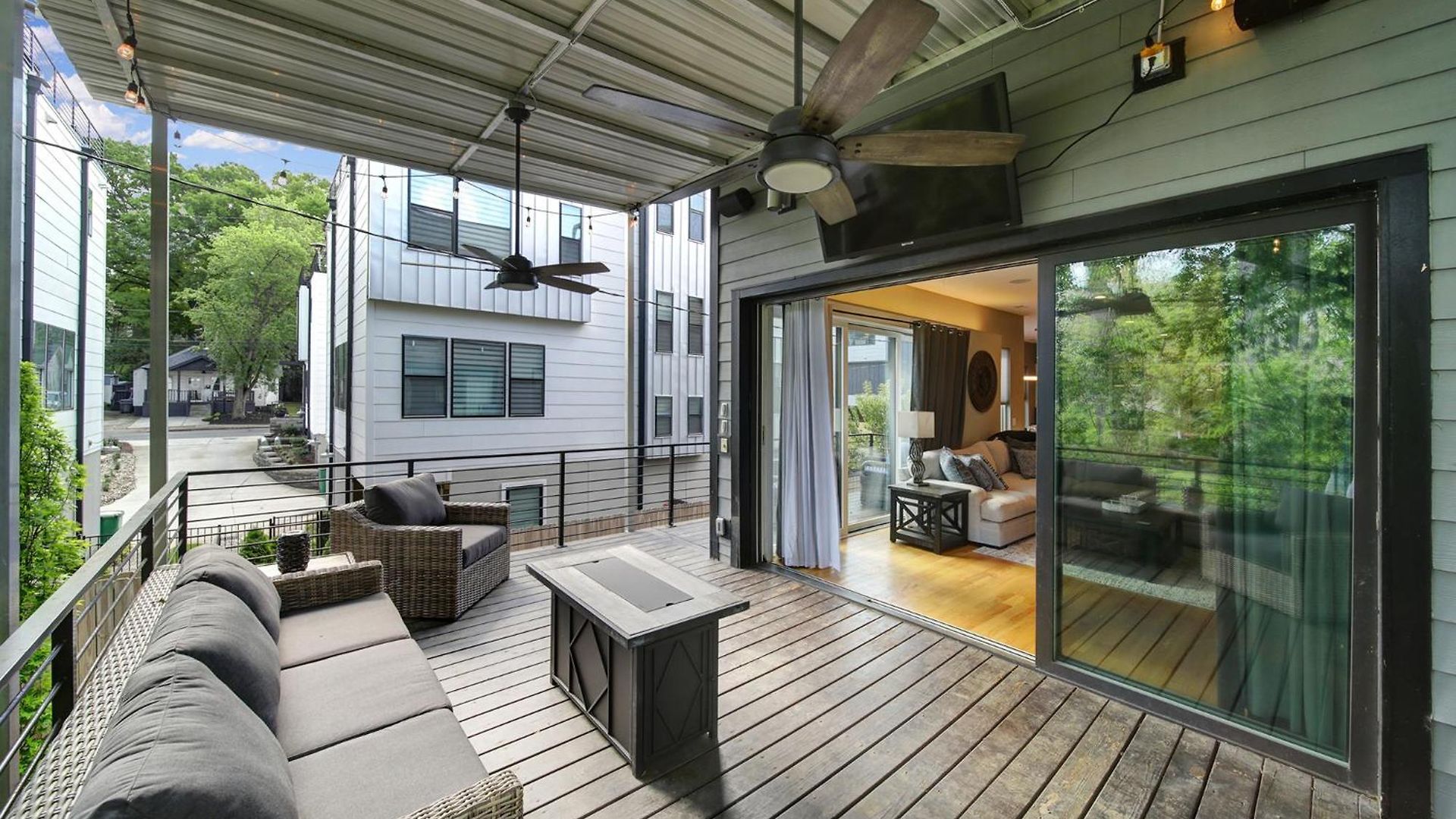 906 Westbrook B Views Rooftop Hot Tub And Short Walk To Stadium