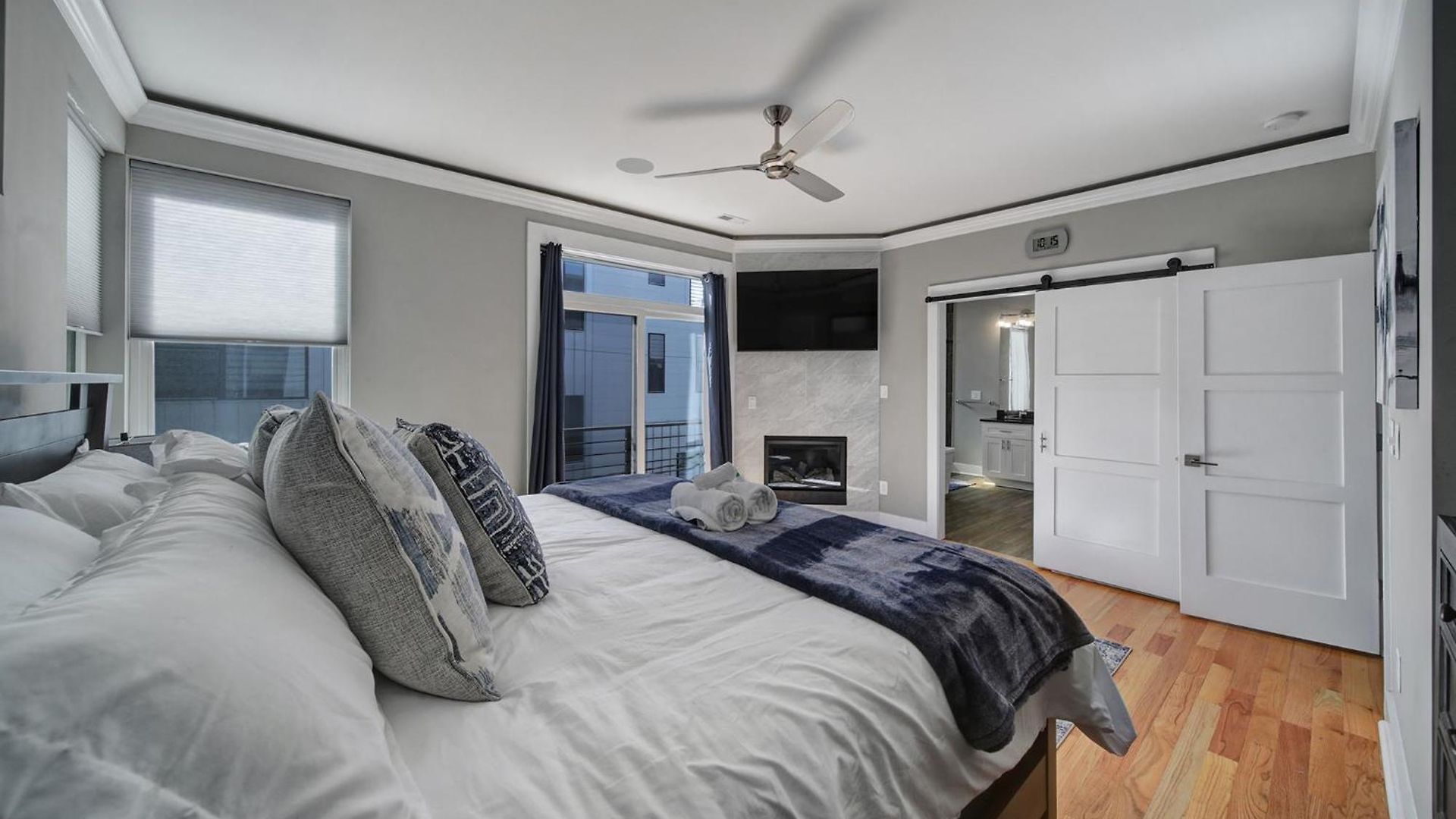 Holiday home 906 Westbrook B Views Rooftop Hot Tub And Short Walk To Stadium Charlotte